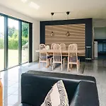 4 Star In Ferienhaus *